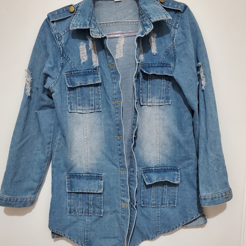 Distressed denim jacket - Picture 4 of 8